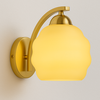Luminária Arandela Moderna Minimalista Metal Vidro Sconce - Dourado / Vidro Amarelo - ORNE™